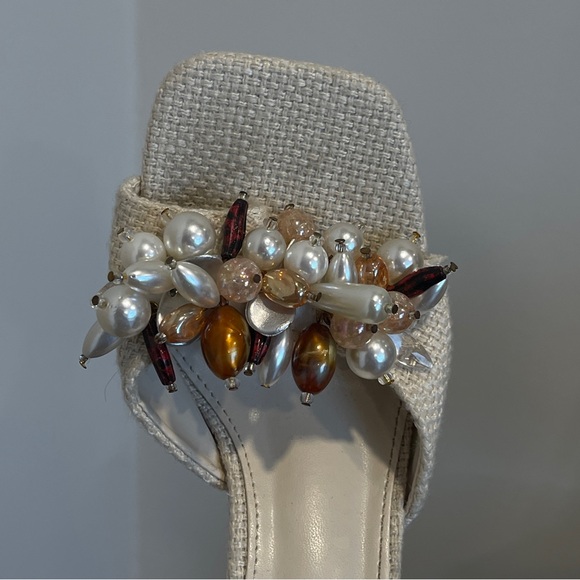 2 Elegant Beige with Gold Accents Heels for $20 - Picture 9 of 10